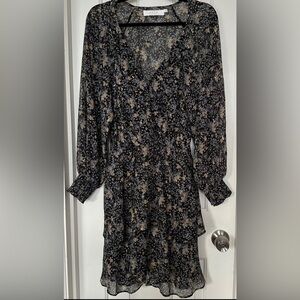 ASTR The Label Womens Black Gold Long Sleeve Tiered Ruffle Floral Dress Size L